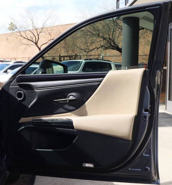 2020 Lexus ES 350