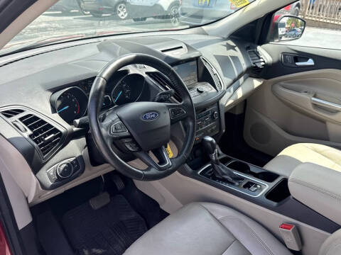 2017 Ford Escape SE