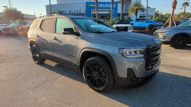 2022 GMC Acadia SLT