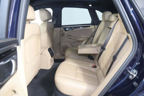 2020 Porsche Macan