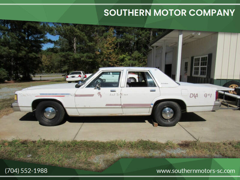 1991 Ford LTD Crown Victoria for sale at Southern Motor Company in Lancaster SC