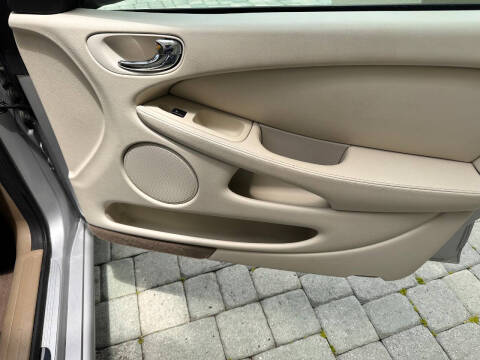 2003 Jaguar X-Type 2.5