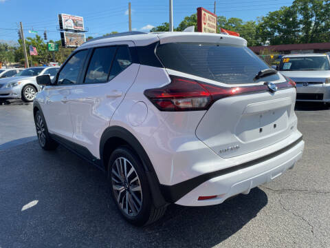 2021 Nissan Kicks SV