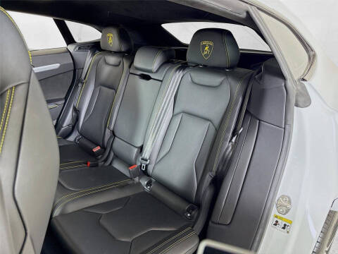 2020 Lamborghini Urus