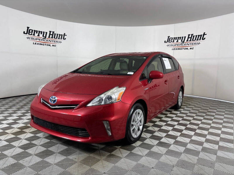 2013 Toyota Prius v Two