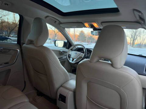 2015 Volvo XC60 T5 Drive-E Platinum