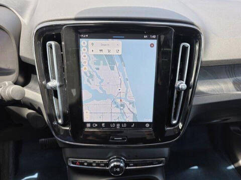 2022 Volvo C40 Recharge Pure Electric P8