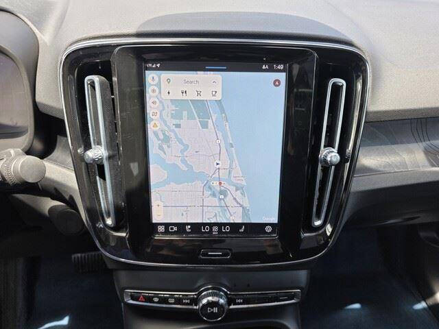 2022 Volvo C40 Recharge Pure Electric P8