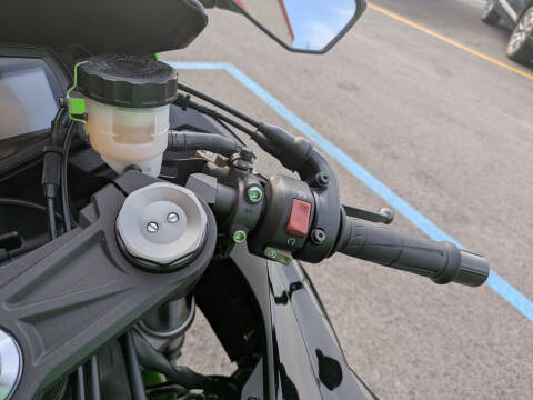 2021 Kawasaki Ninja ZX-6R ABS