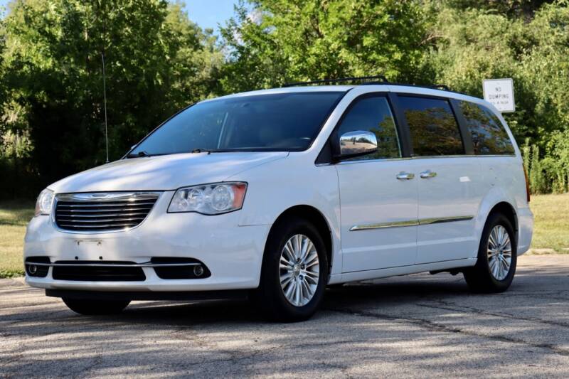 2012 Chrysler Town and Country for sale at Schaumburg Motor Cars in Schaumburg IL