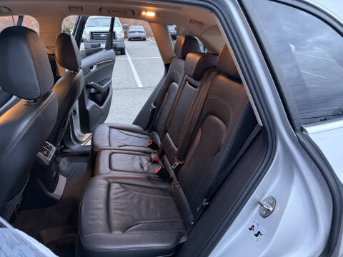 2012 Audi Q5 3.2 quattro Premium Plus