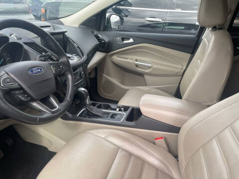 2017 Ford Escape Titanium