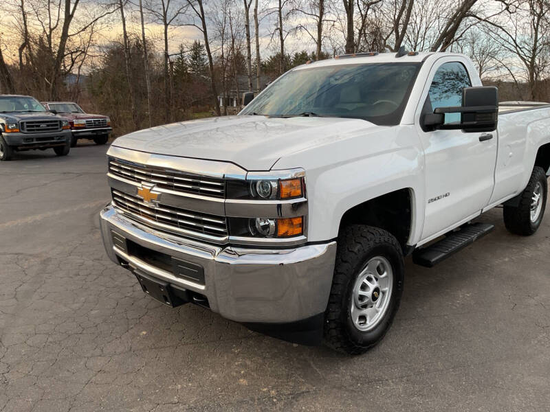 2017 Chevrolet Silverado 2500HD Work Truck photo 3