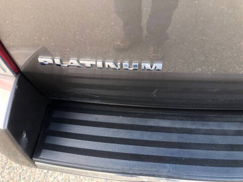 2013 Cadillac Escalade Platinum Edition