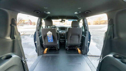 2024 Chrysler Pacifica Touring