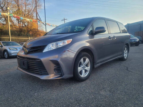 2018 Toyota Sienna for sale at EZ PASS AUTO SALES LLC in Philadelphia PA