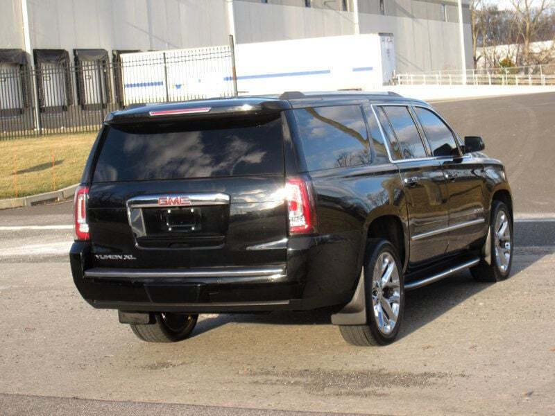 2017 GMC Yukon XL Denali