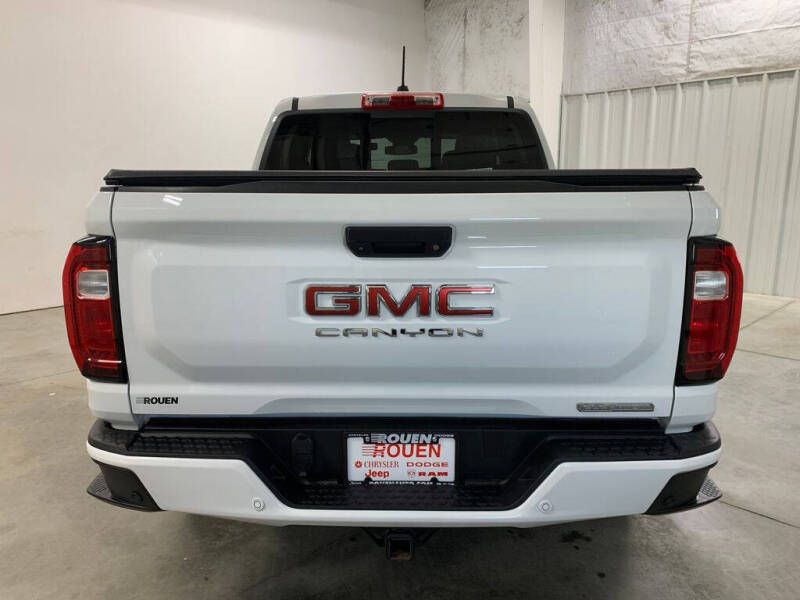 2024 GMC Canyon Elevation