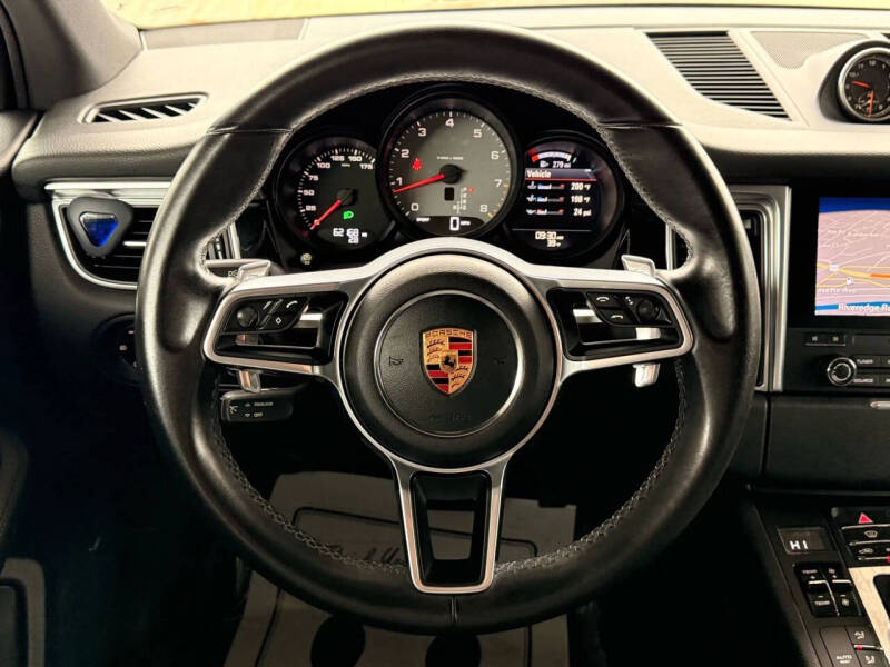 2018 Porsche Macan S