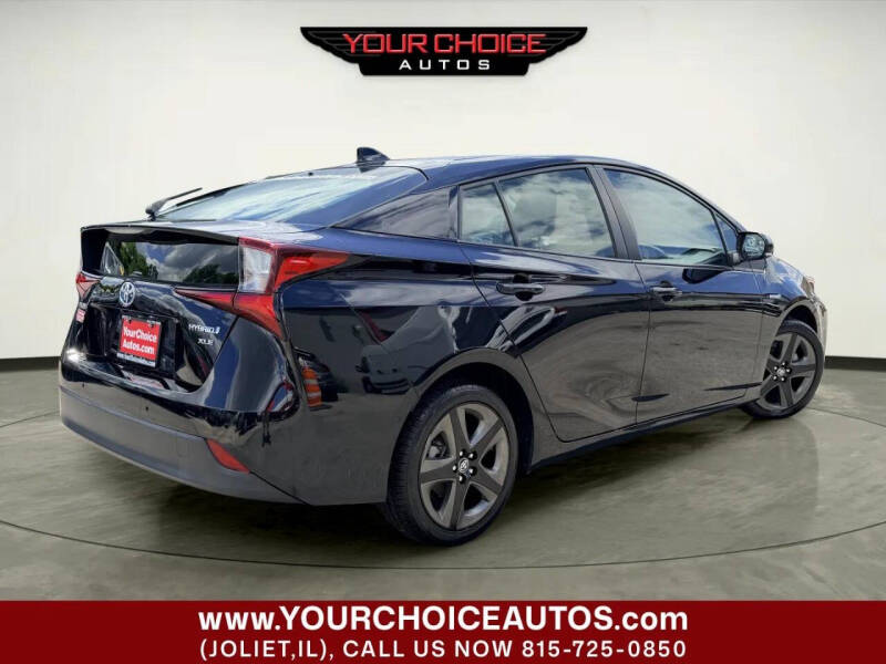 2021 Toyota Prius XLE