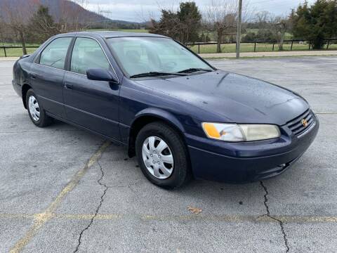 1997 Toyota Camry for sale at TRAVIS AUTOMOTIVE in Corryton TN
