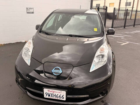 2017 Nissan LEAF SV