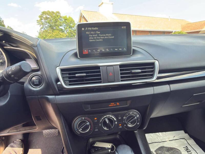 2016 Mazda MAZDA3 i Touring