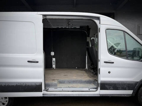 2022 Ford Transit