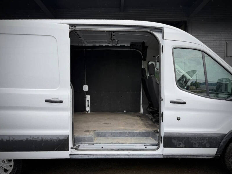 2022 Ford Transit