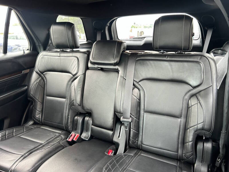 2019 Ford Explorer Platinum
