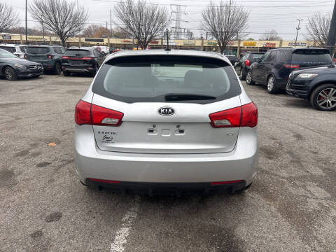 2011 Kia Forte5 EX