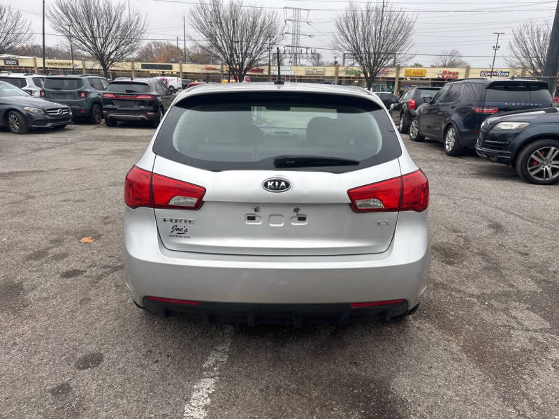 2011 Kia Forte5 EX