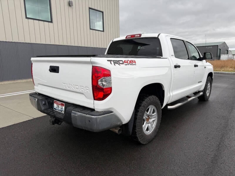 2015 Toyota Tundra SR5