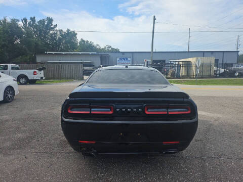 2017 Dodge Challenger SXT