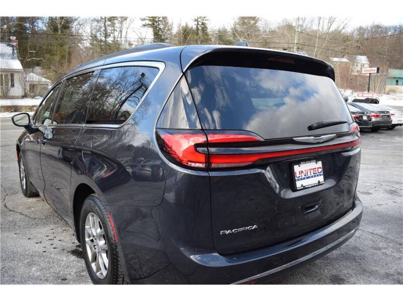 2021 Chrysler Pacifica Touring