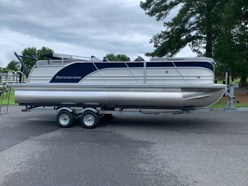 2023 Berkshire 23 RFX STS 3.0 for sale at Performance Boats in Mineral VA
