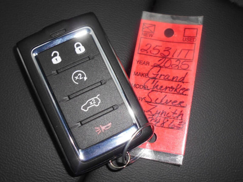 2025 Jeep Grand Cherokee Limited