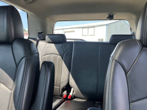 2013 GMC Acadia Denali