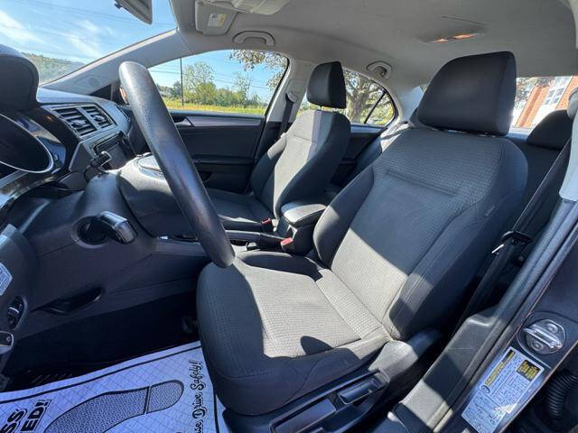 2015 Volkswagen Jetta