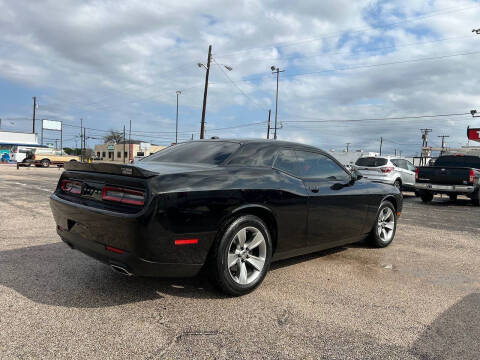 2018 Dodge Challenger SXT