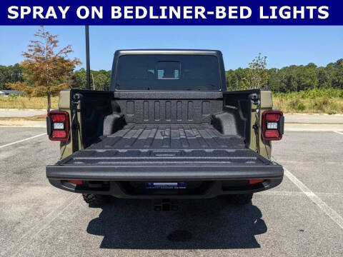 2025 Jeep Gladiator Willys