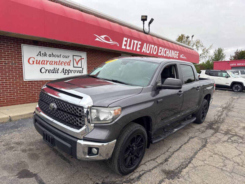 2018 Toyota Tundra SR5's photo