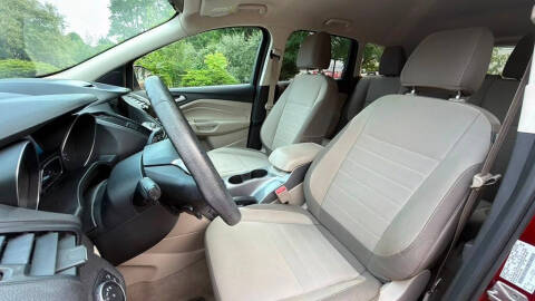 2016 Ford Escape SE