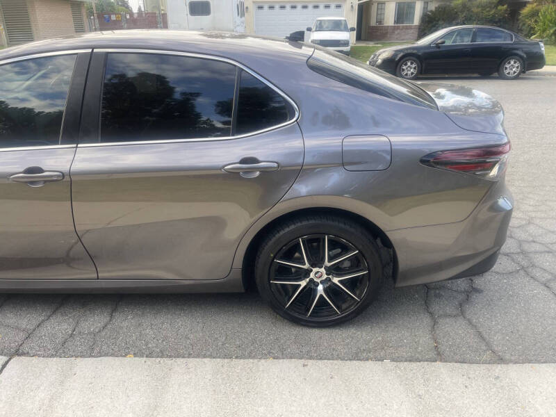 2022 Toyota Camry LE
