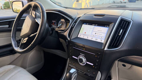 2017 Ford Edge Titanium