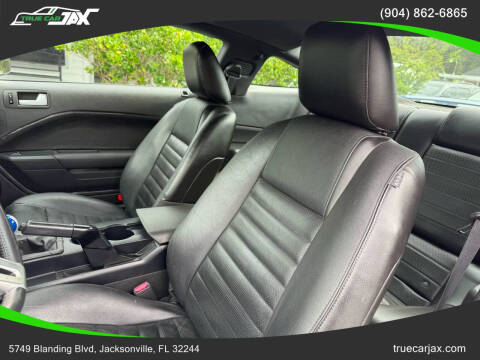 2006 Ford Mustang GT Deluxe