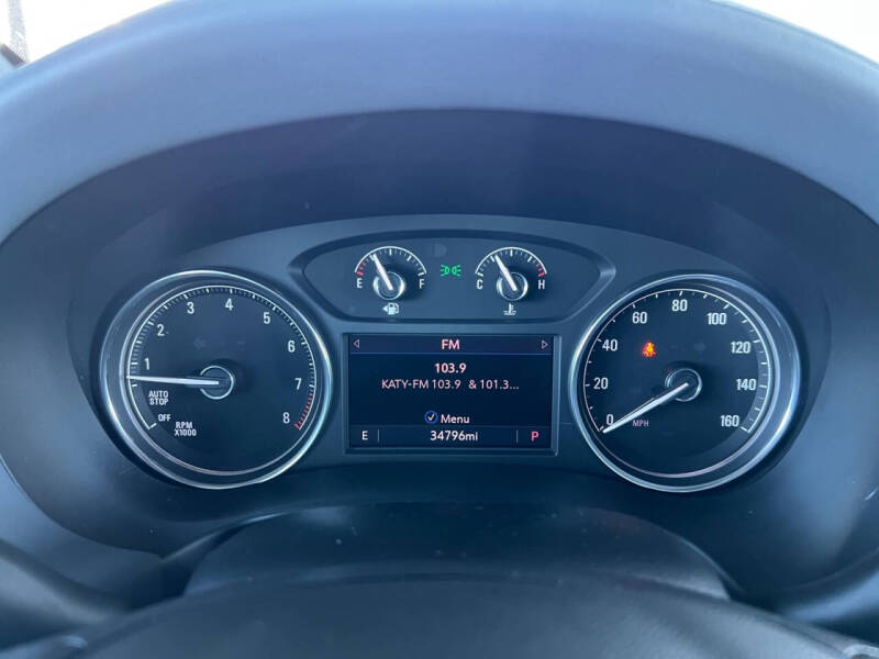 2022 Buick Enclave Essence