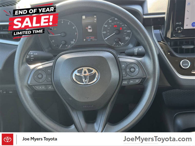 2025 Toyota Corolla LE