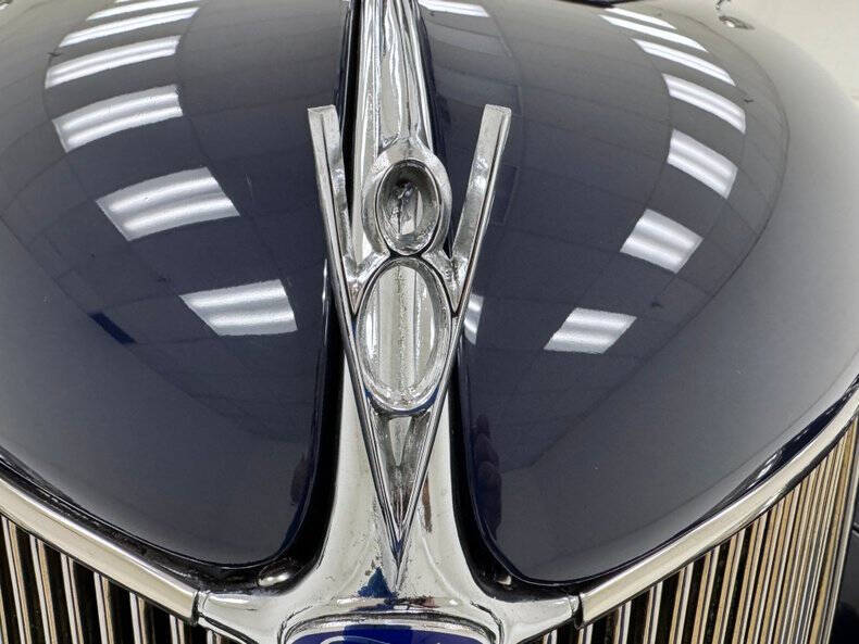 1936 Ford Crown Victoria