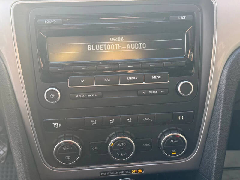 2012 Volkswagen Passat S